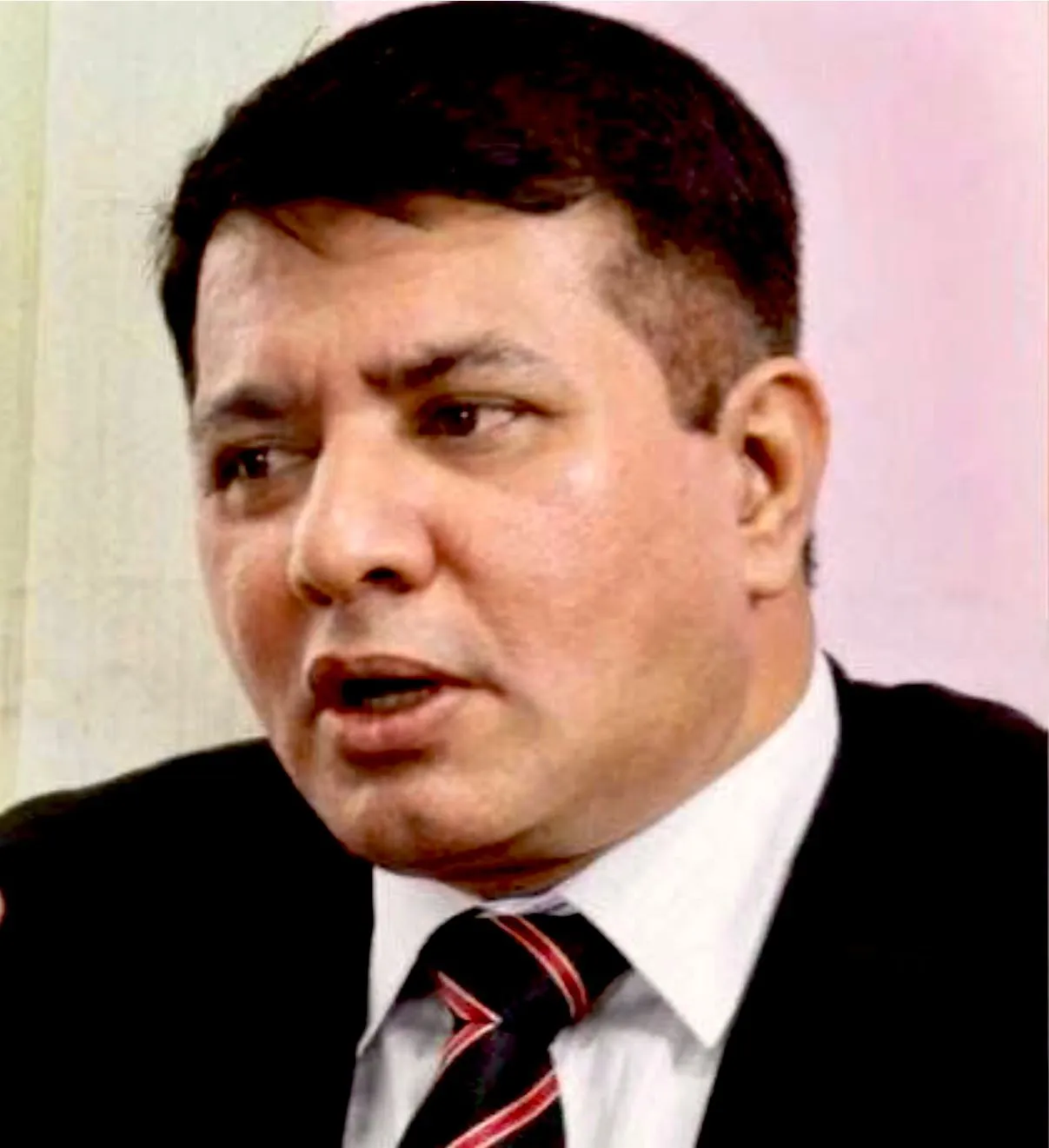 Dr. Majid Khan